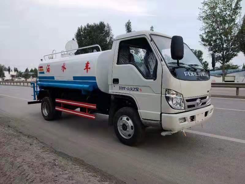 多功能洒水车生产厂家工地洒水车现车销售